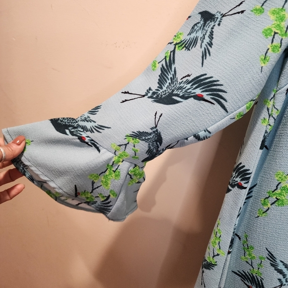 ESSENTIEL Women's Casual Relaxed fit Blue Dress with Bird Print Fits M - Picture 7 of 14
